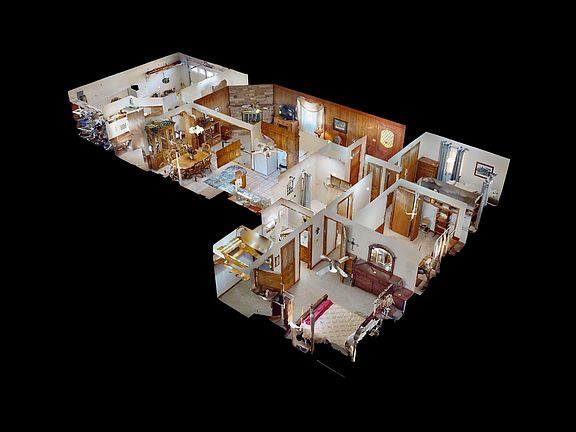2nd image of 105 S Camargo St