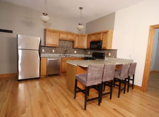 701 W Lake St APT 3, Minneapolis, MN 55408