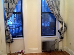239 14th St APT 1L, Brooklyn, NY 11215