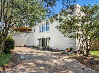 8346 Barnett Dr, Baton Rouge, LA 70809