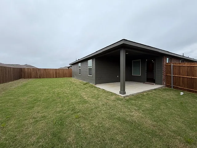 Building Photo - 1208 Riverbrook Ln