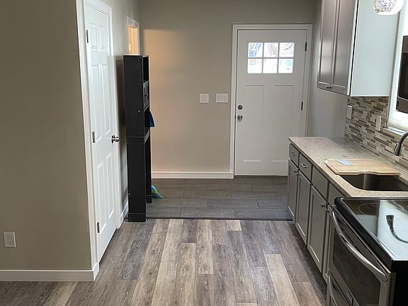 5th image of 3824 W Bismark Dr