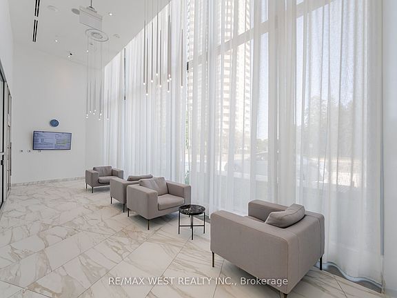 3rd image of 3883 Quartz Rd #2810