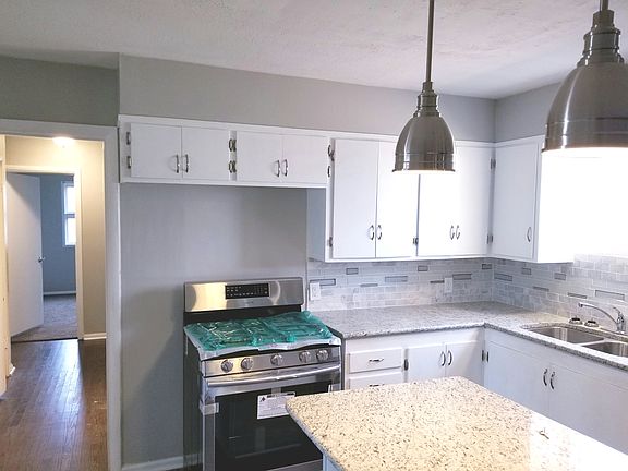 4th image of 734 Glenhaven Dr