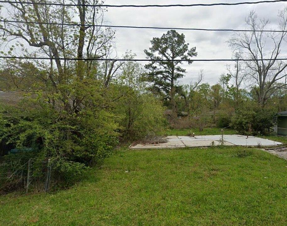 1st image of 115 Mitchell Dr