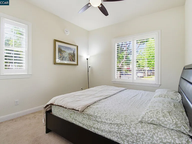 1365 Bayberry View Ln — Photo 30