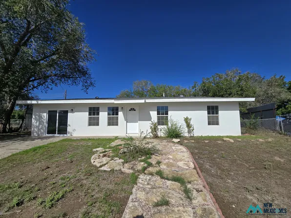 6 Park Pl, Roswell, NM 88201