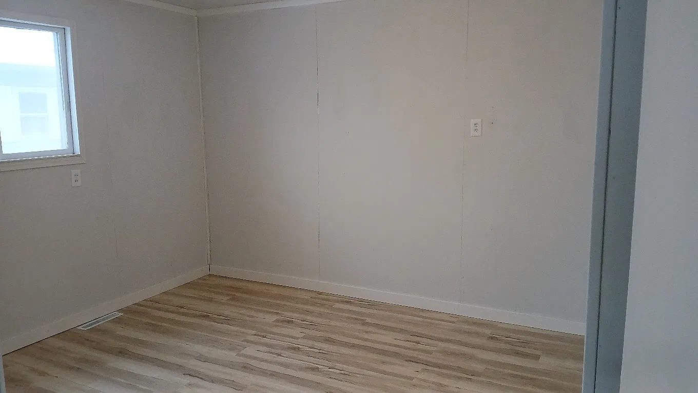 Charming 3-Bedroom Home in Muncie's Thomas Park — Photo 3