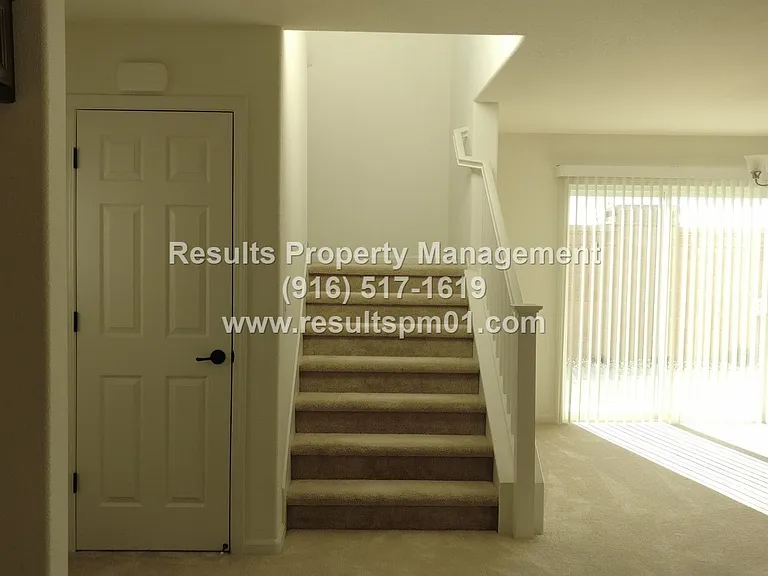 4329 Gentry Way — Photo 25