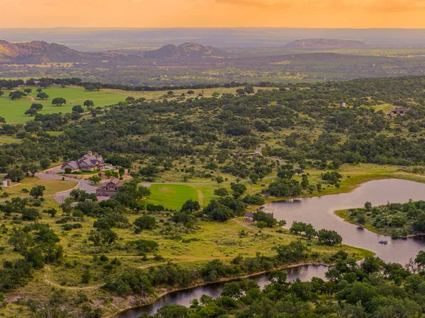 7556 County Road 312, Llano, TX 78643