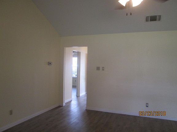 5th image of 205 Meadowbrook Ln