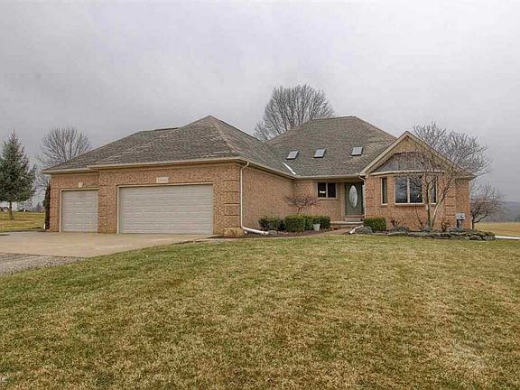 3rd image of 5944 Timberwood Ln