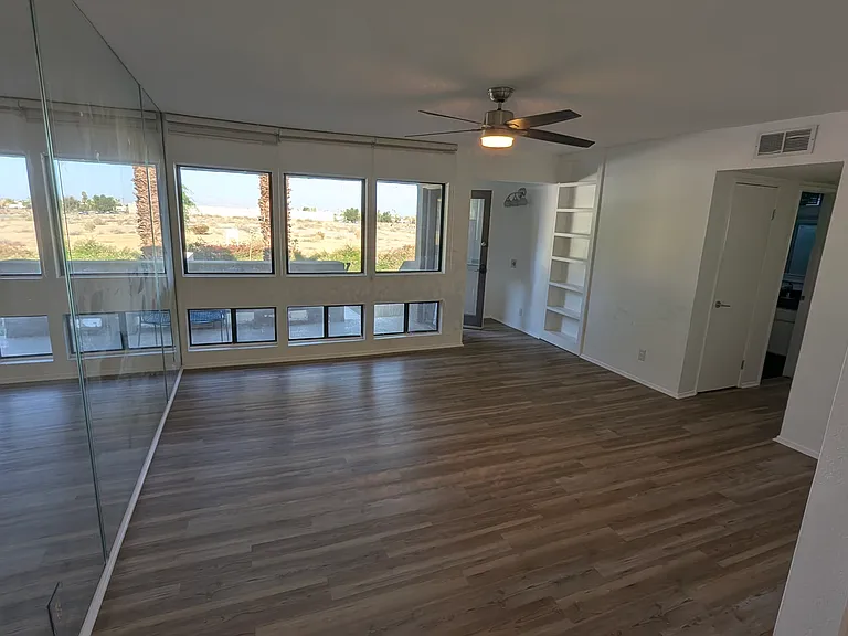 425 Bradshaw Ln #63 — Photo 3