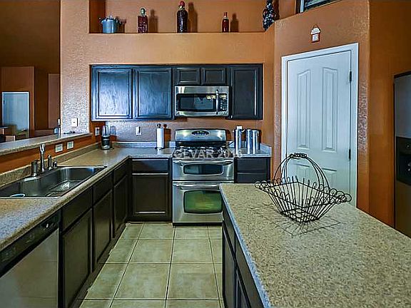 3rd image of 6513 Redshank Ln