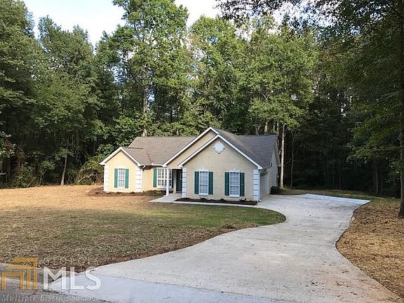 2nd image of 36 Saint James Pl