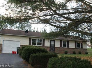 110 Monumental Dr, Charles Town, WV 25414