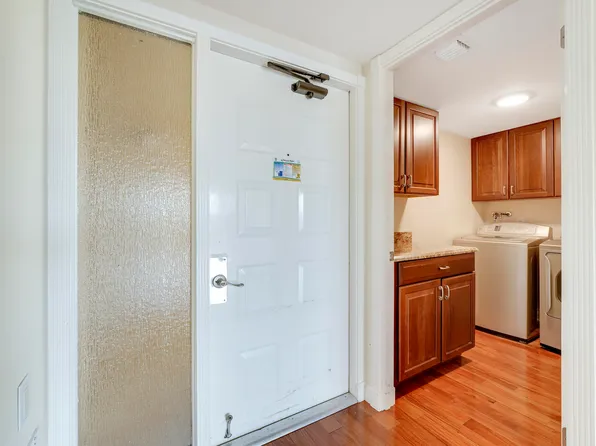 5344 Woodland Lakes Drive, Palm Beach Gardens, FL 33418