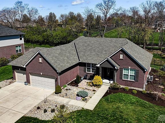 5th image of 400 Belleclaire Hl