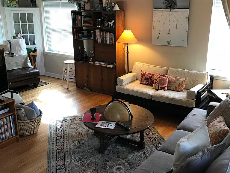 5200 N Berkeley Blvd — Photo 4