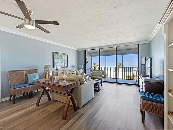 4th image of 25810 Hickory BLVD #208