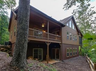 326 Woodland Cir, Lake Lure, NC 28746