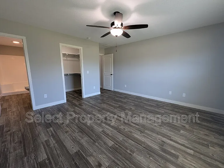1408 Sacred Oak Ct — Photo 22