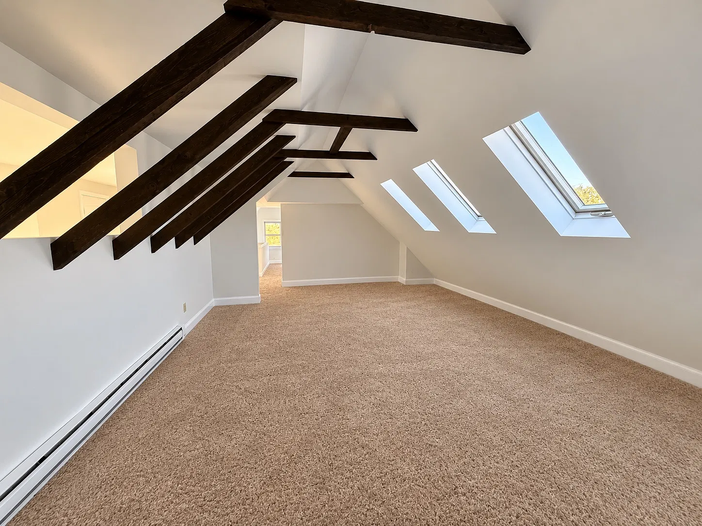 3 bed, 1800 sqft, $2,000 — Photo 4