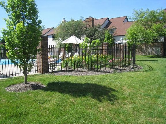 2nd image of 6699 Willow Grove Ln