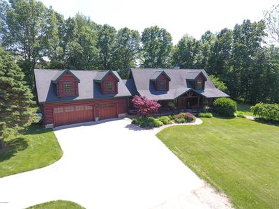 40285 M 40, Paw Paw, MI, 49079