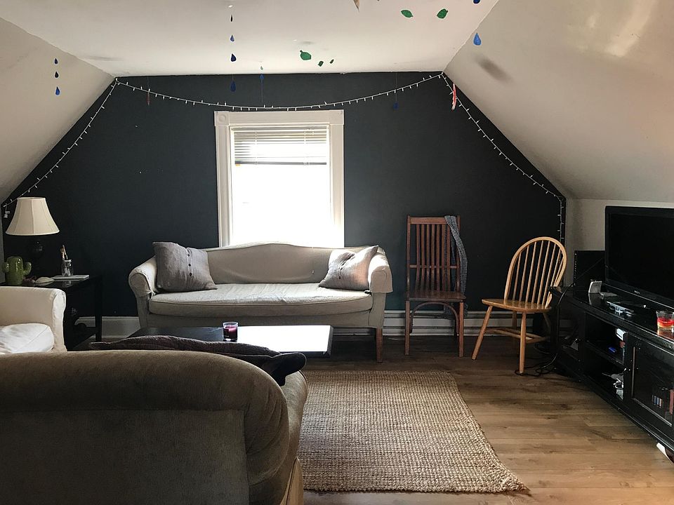 1st image of 22 Berlin St #2