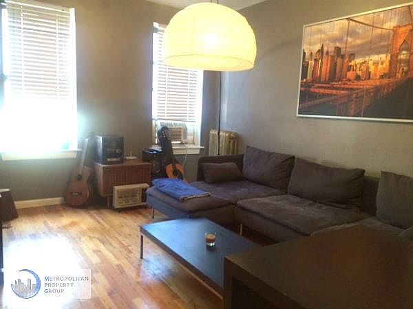 2nd image of 4500 Broadway APT 2L