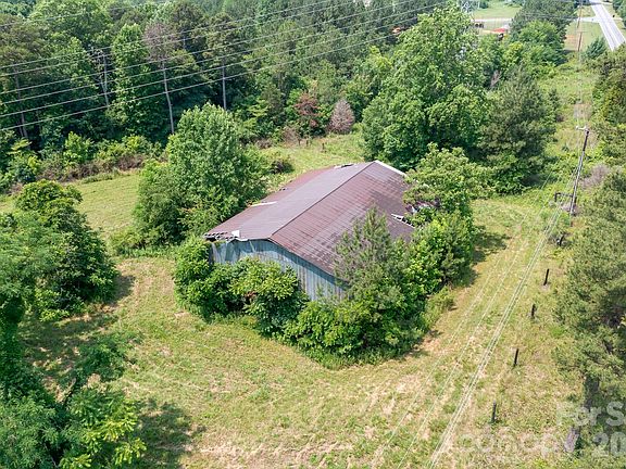 2nd image of 4351 Lookout Dam Rd