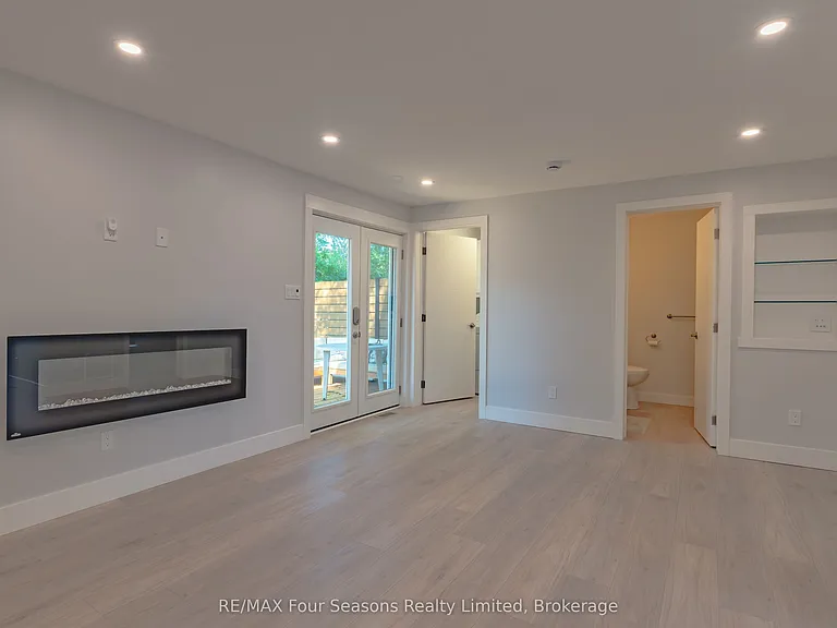 9811 Beachwood Rd — Photo 20