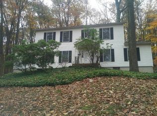 186 Old Turnpike Rd, Tewksbury Twp, NJ 07830