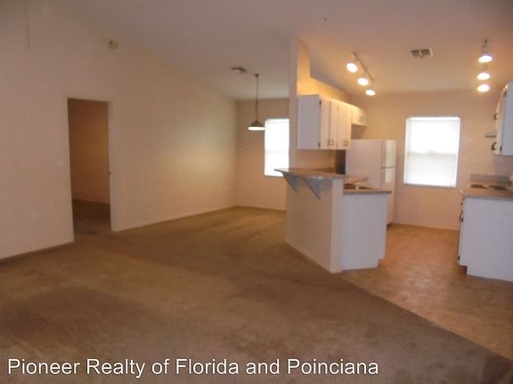 4th image of 64 Saint Kitts Cir SE