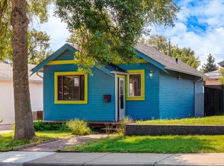 123 N 30th Ave NW, Calgary, AB T2M 2N1