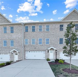 1121 Bayberry Dr N, Canonsburg, PA, 15317