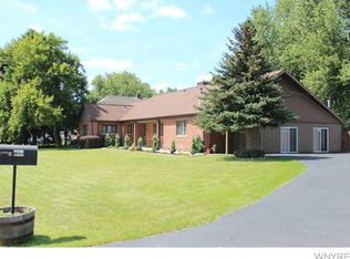 588 Cayuga Creek Rd, Cheektowaga, NY 14227