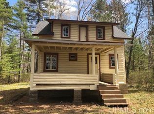 860 N Horseshoe Lake Dr, Gwinn, MI 49841