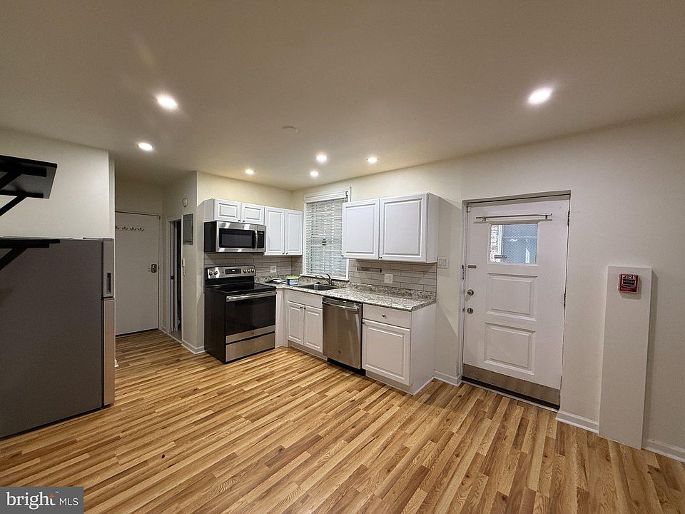 1st image of 121 N 21st St #1R