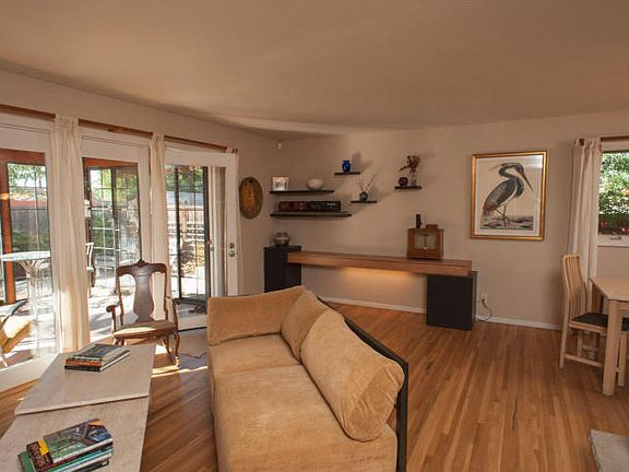 4th image of 3801 Hermosa Dr NE