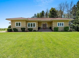 4159 Silver Creek Rd, Manitowoc, WI 54220