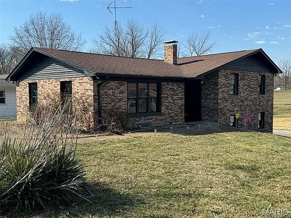 2nd image of 701 S Ridge Ave