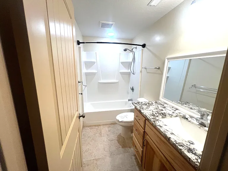320 S 1125th Way W — Photo 16
