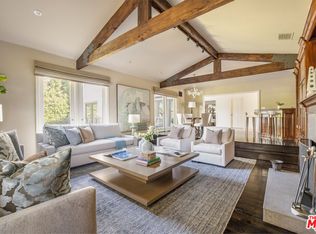 1265 Leona Dr, Beverly Hills, CA 90210