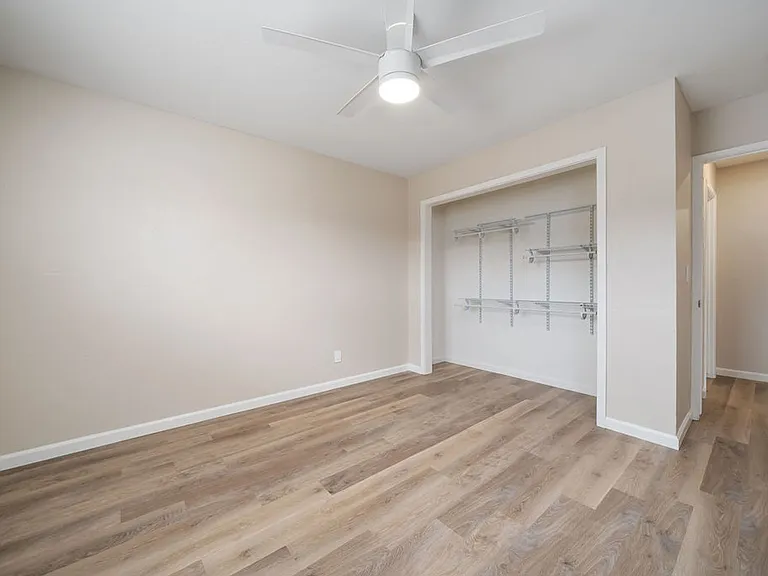 5340 Olmeda Ave — Photo 10