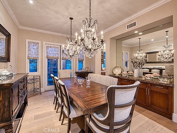 5th image of 17 Long View Rd