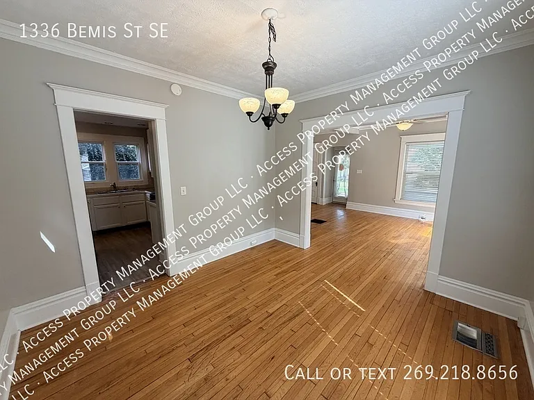 1336 Bemis St SE — Photo 10