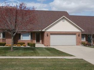 972 Chipman Ln, Owosso, MI 48867