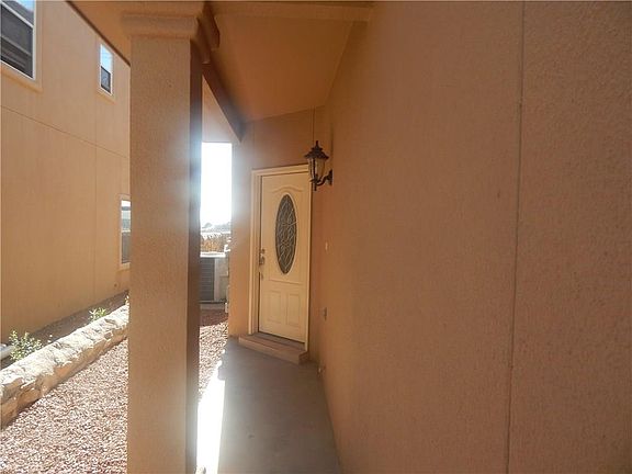 3rd image of 529 Green Village Ct